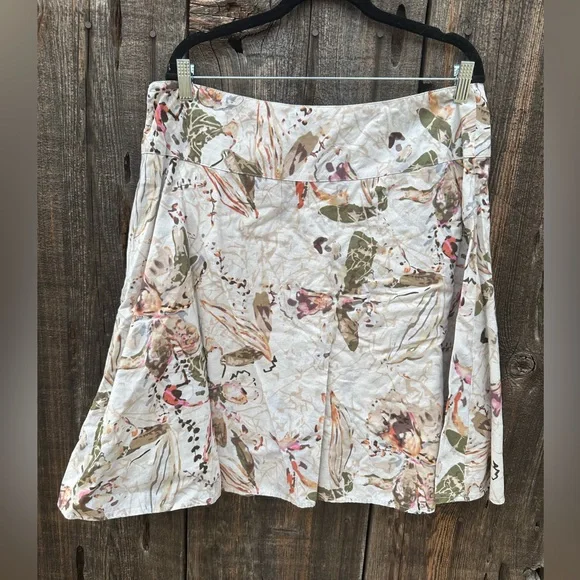 Coldwater Creek Tan/Cream Floral Skirt - Picture 2 of 6